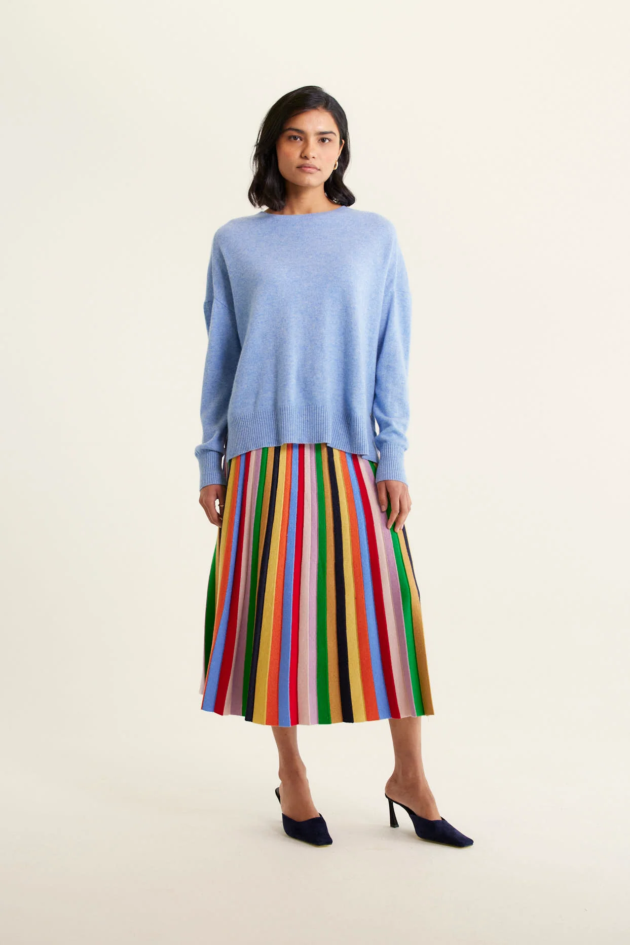 Iris Cashmere Crew Sweater In Hortensia